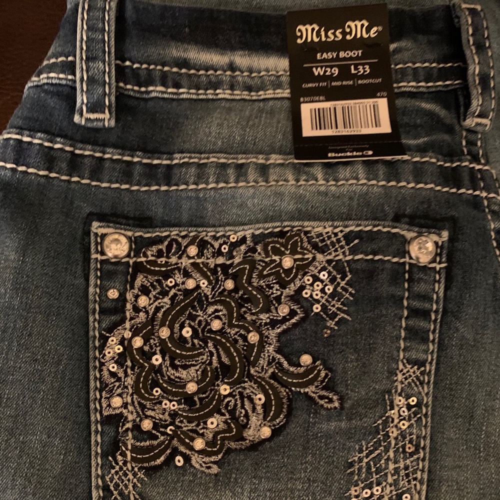 Miss me women’s jeans 29x33 new with tags